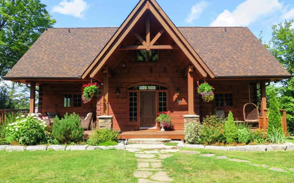 Confederation Log and Timber Frame