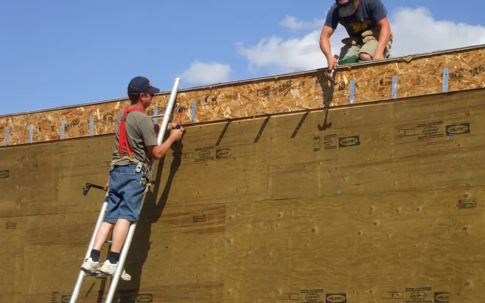Green-R-Panel